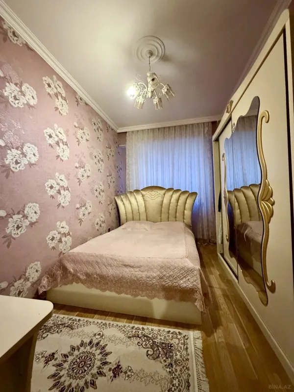 Satılır 2 otaqlı mənzil 65 m²