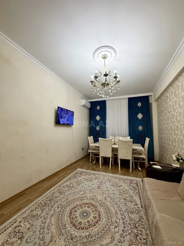 Satılır 2 otaqlı mənzil 65 m²