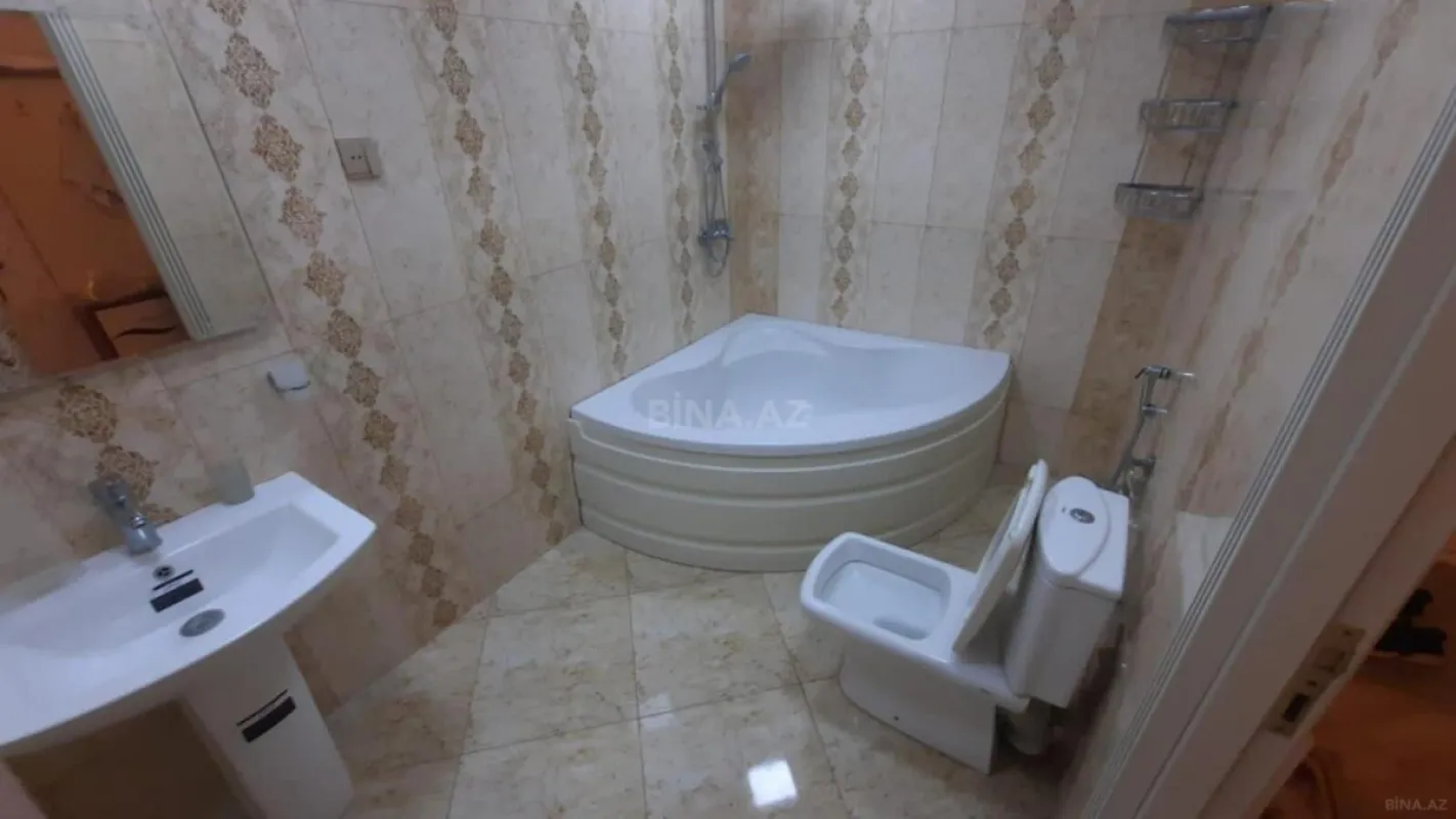 Kirayə verilir 2 otaqlı mənzil 85 m²
