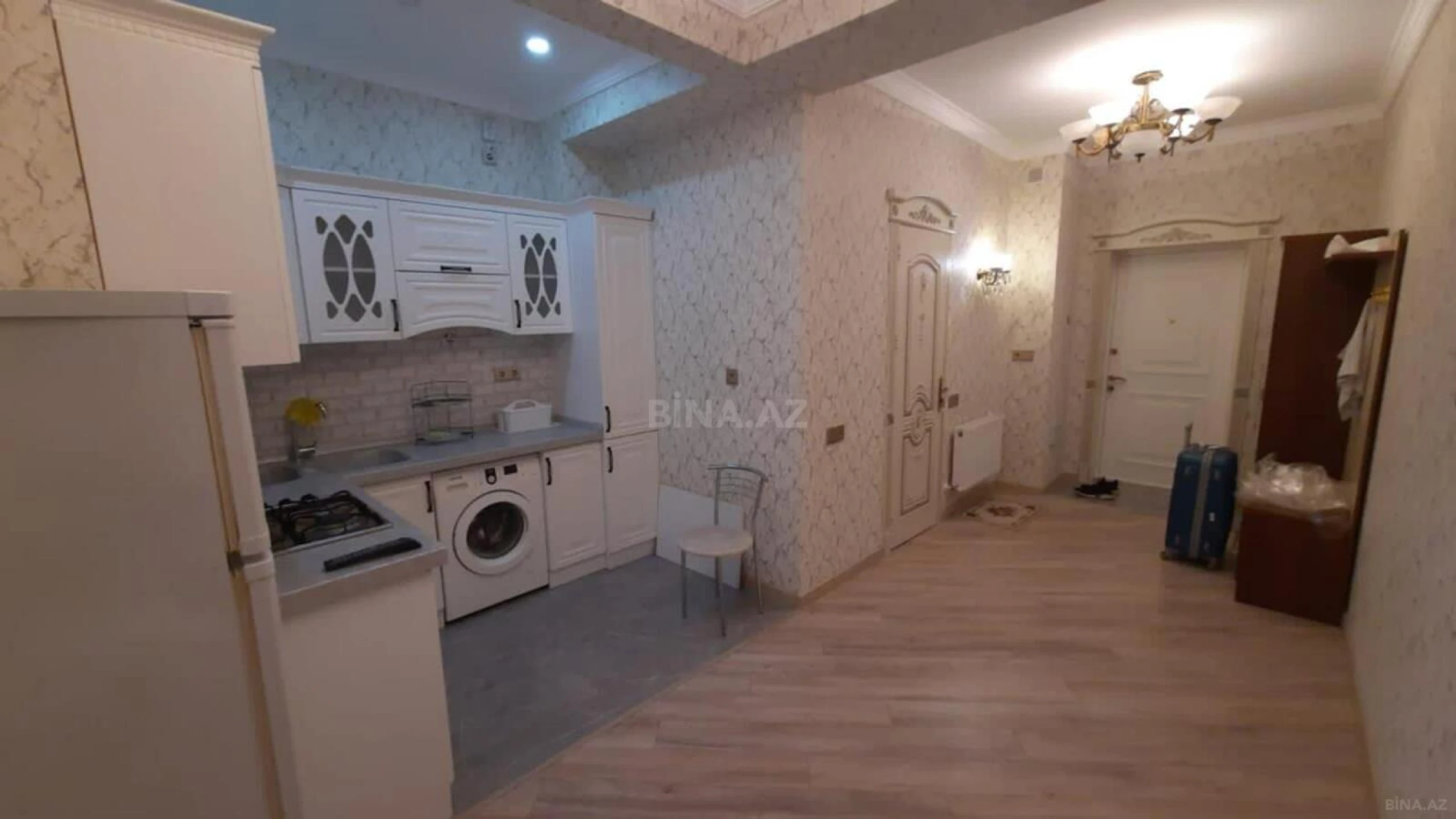 Kirayə verilir 2 otaqlı mənzil 85 m²