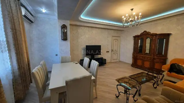 Kirayə verilir 2 otaqlı mənzil 85 m²