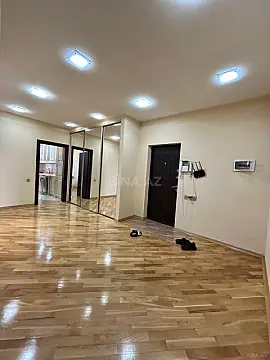 Kirayə verilir 4 otaqlı mənzil 150 m²