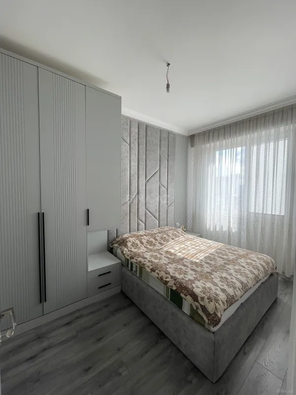 Satılır 2 otaqlı mənzil 52.9 m²