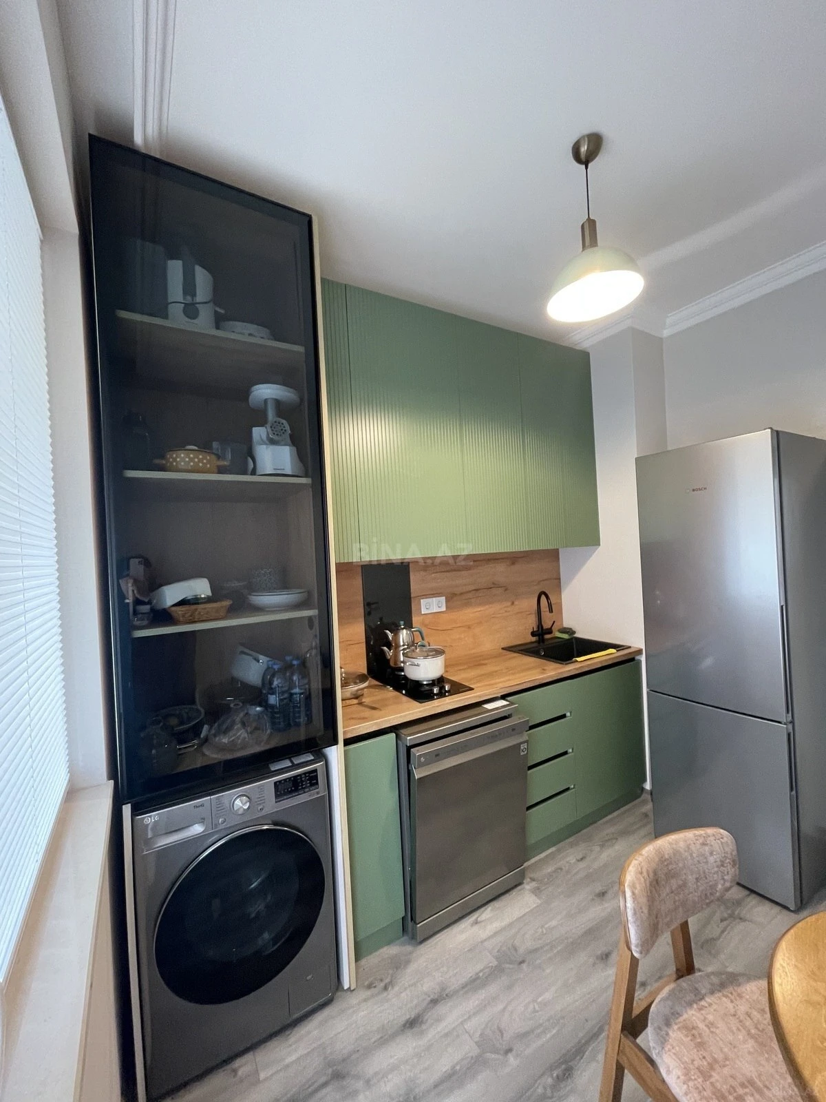 Satılır 2 otaqlı mənzil 52.9 m²