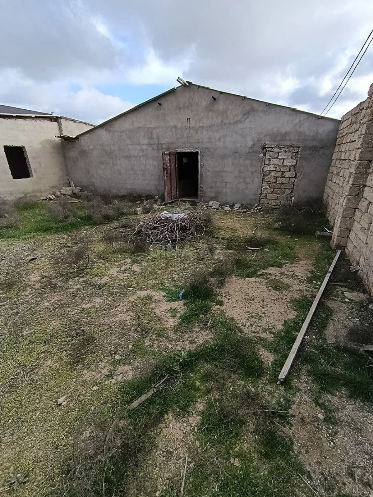 Satılır obyekt 14 m²