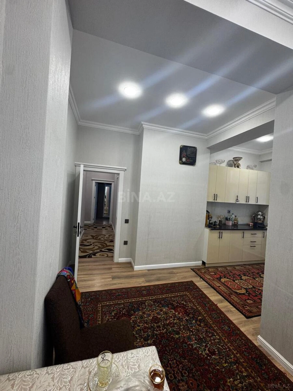 Satılır 3 otaqlı mənzil 104 m²