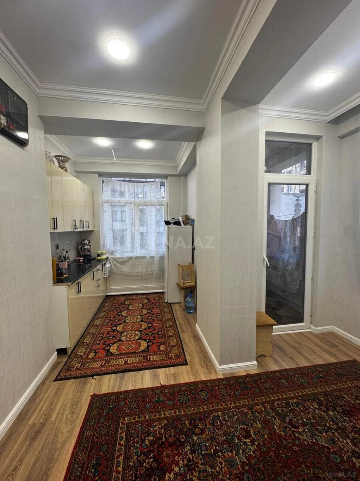 Satılır 3 otaqlı mənzil 104 m²