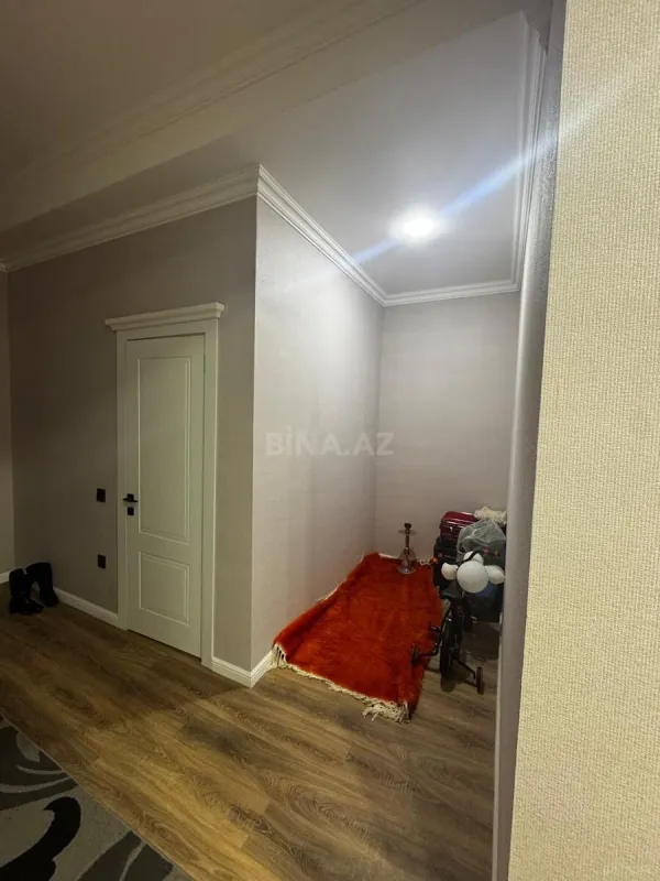 Satılır 3 otaqlı mənzil 104 m²