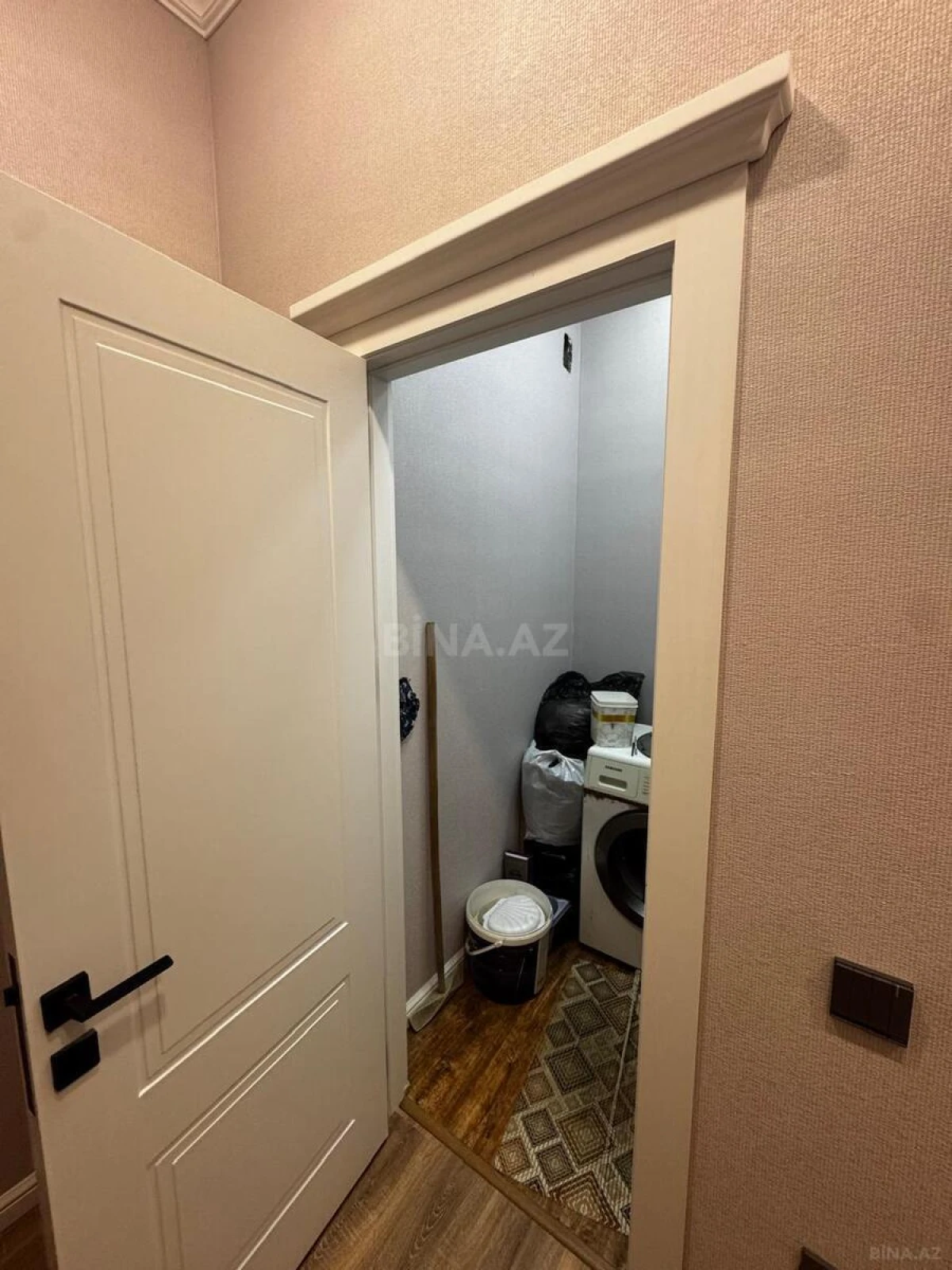 Satılır 3 otaqlı mənzil 104 m²