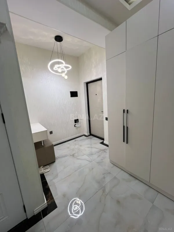 Satılır 2 otaqlı mənzil 90 m²