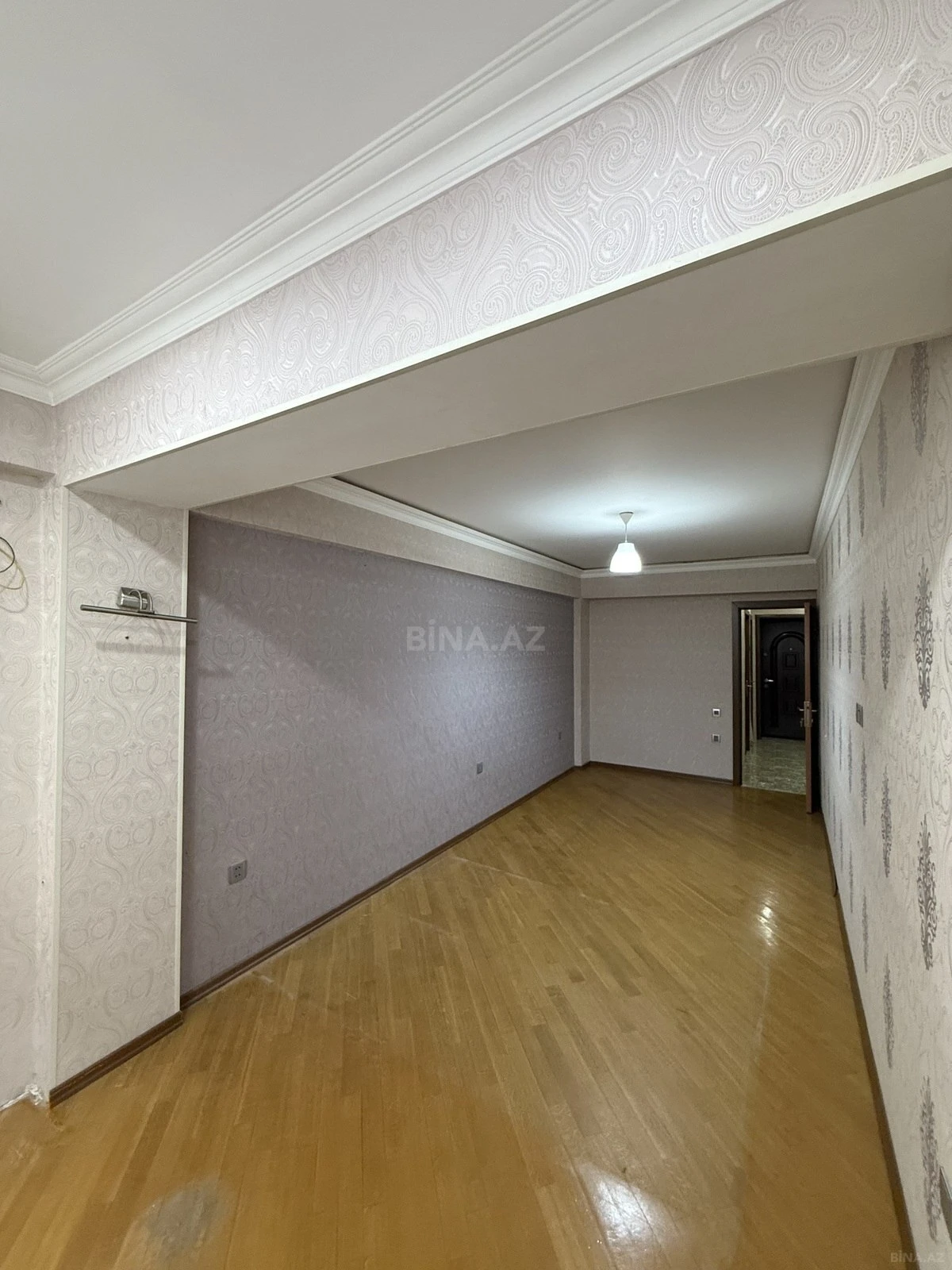 Satılır 2 otaqlı mənzil 65 m²