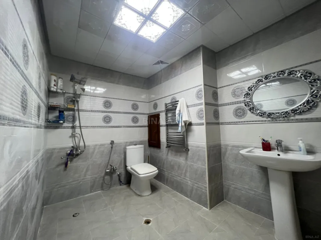 Kirayə verilir 2 otaqlı mənzil 75 m²