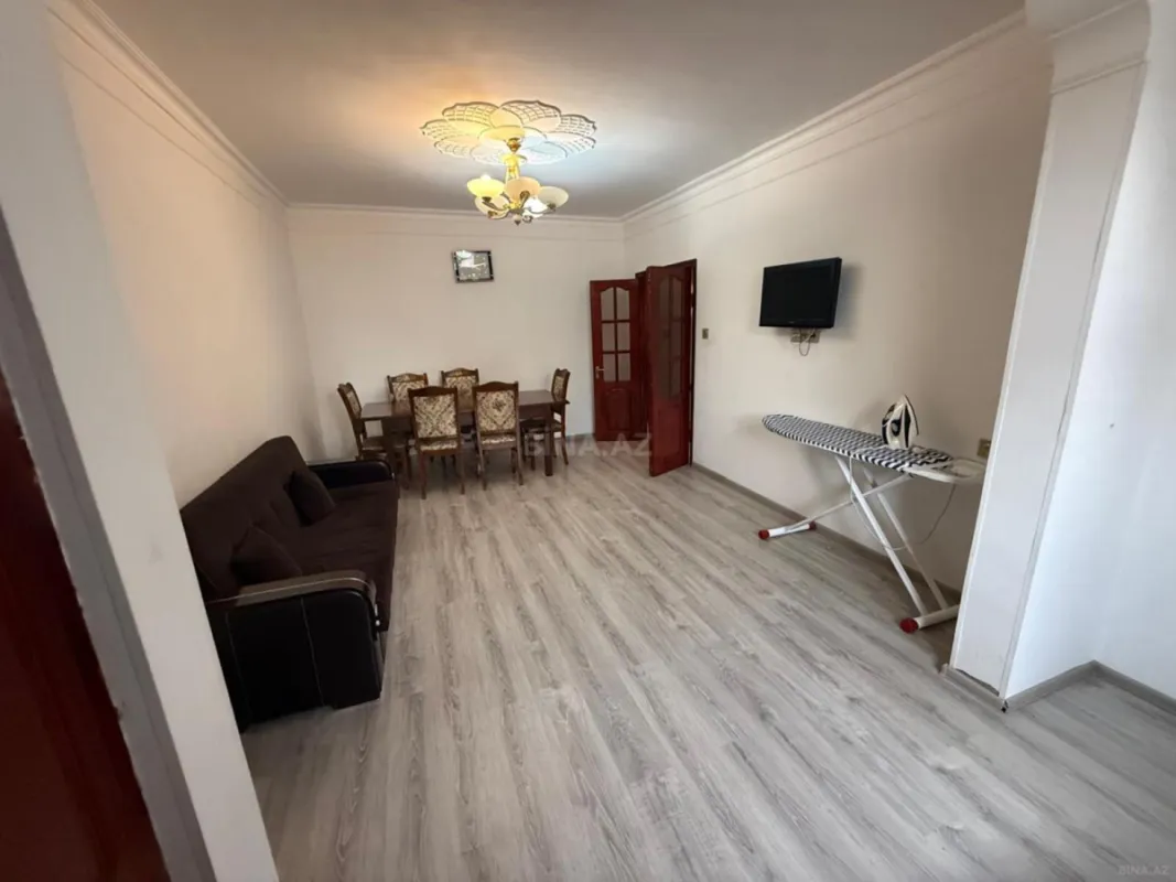 Kirayə verilir 2 otaqlı mənzil 60 m²
