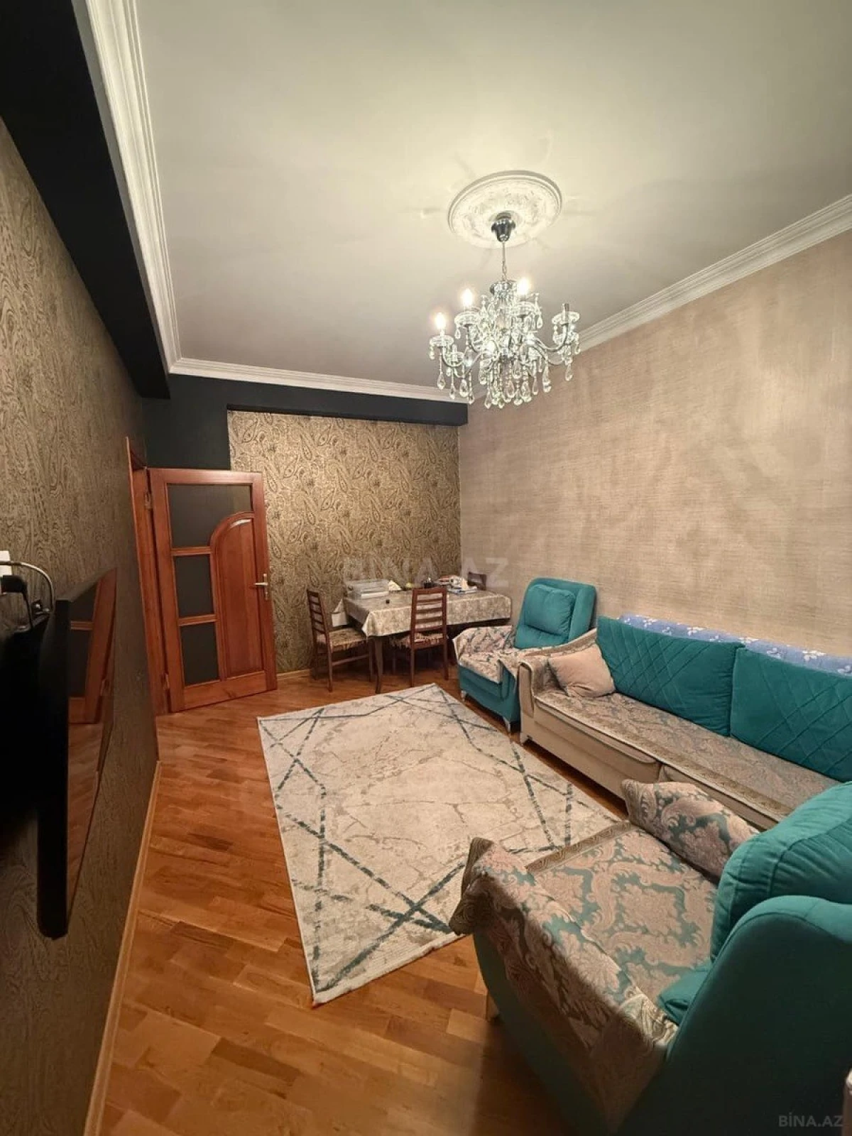 Satılır 2 otaqlı mənzil 75 m²