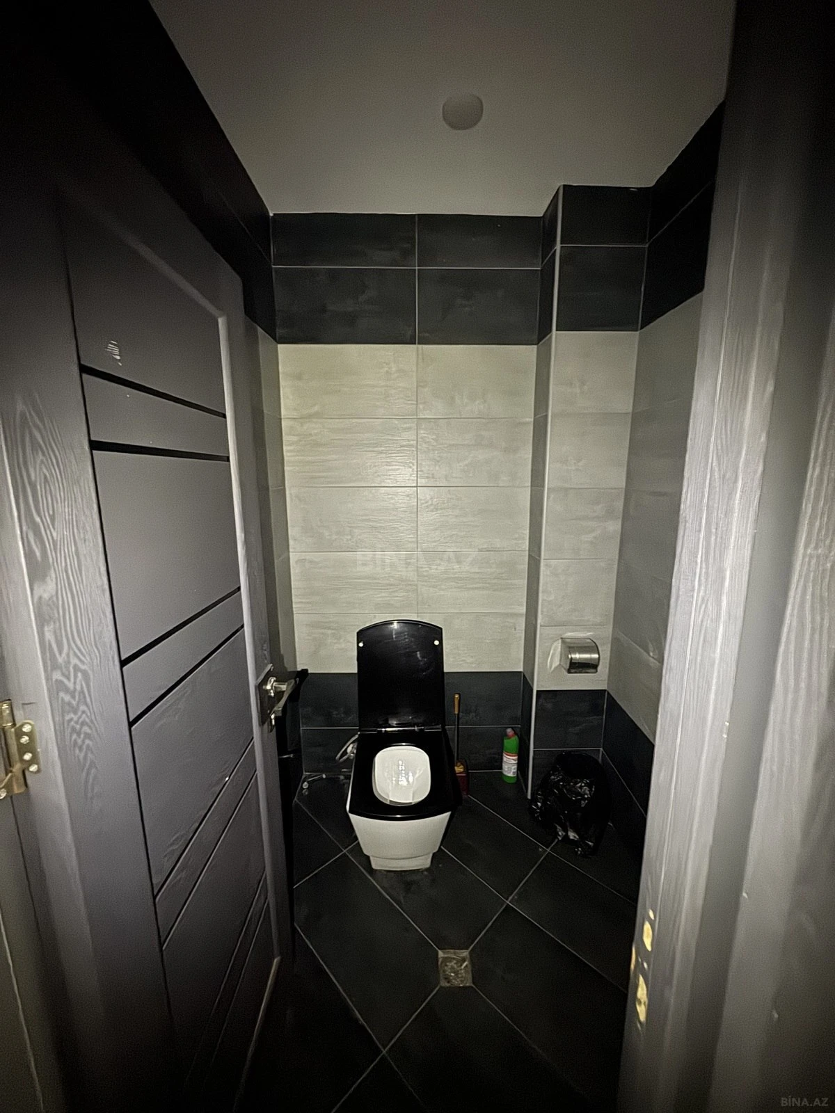 Kirayə verilir obyekt 260 m²