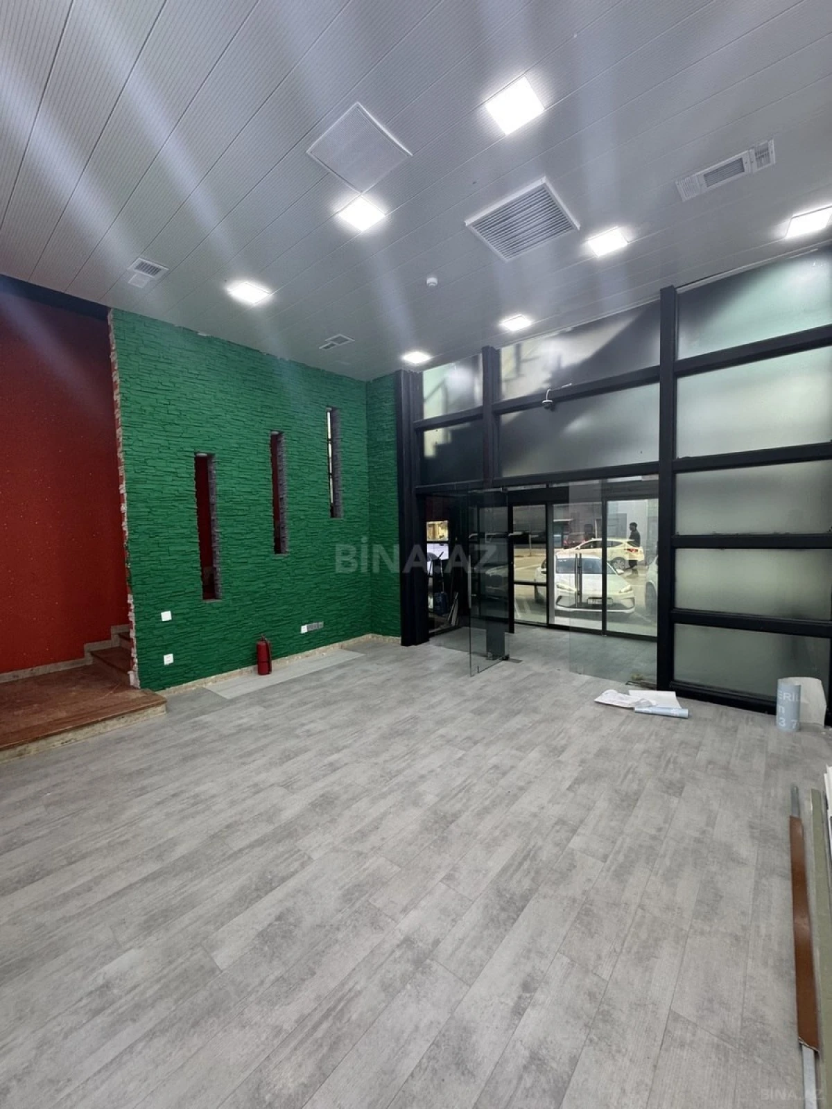 Kirayə verilir obyekt 260 m²