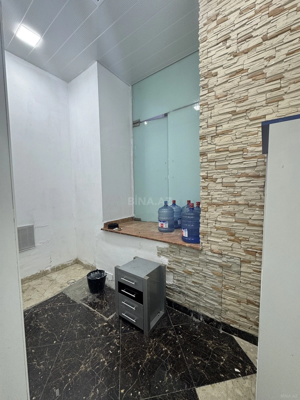 Kirayə verilir obyekt 260 m²