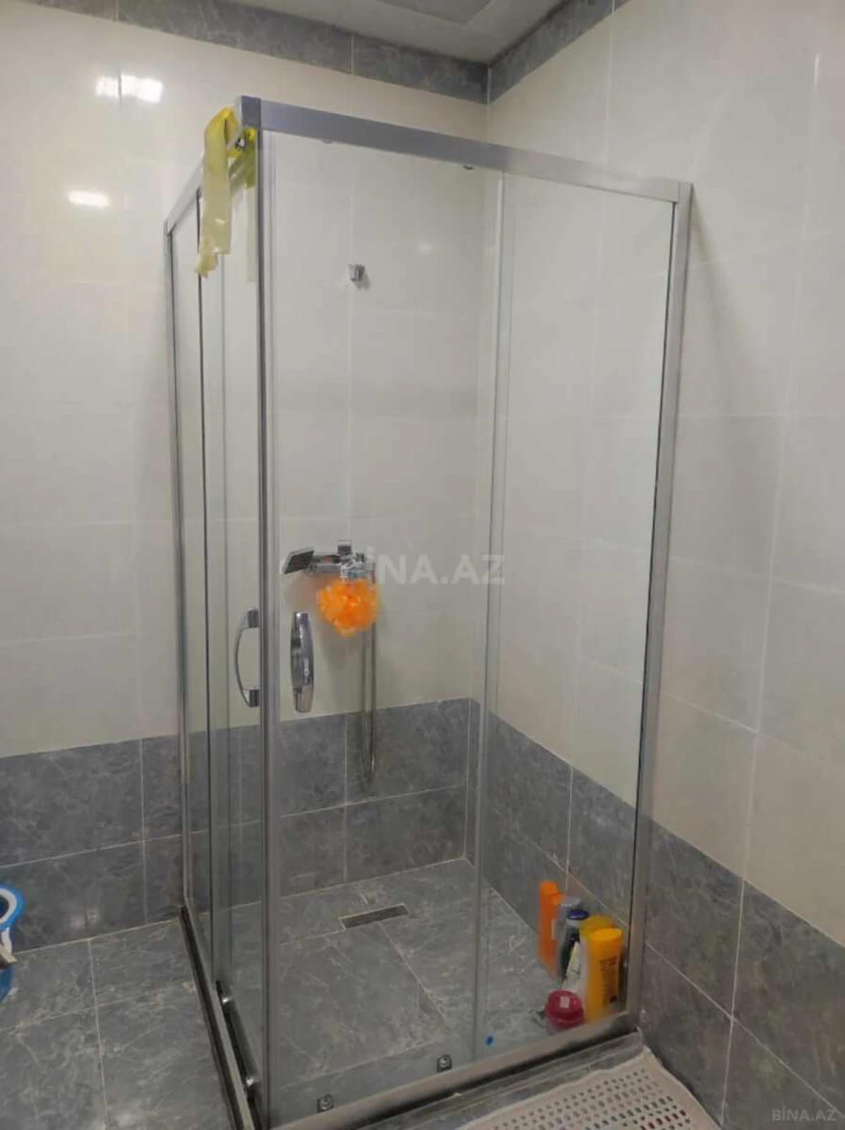 Satılır 2 otaqlı mənzil 63 m²