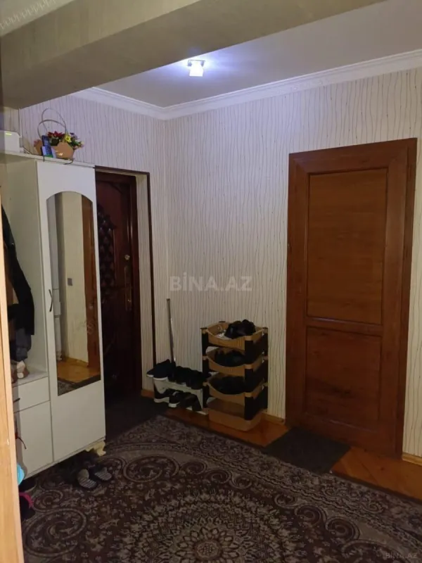 Satılır 3 otaqlı mənzil 103 m²