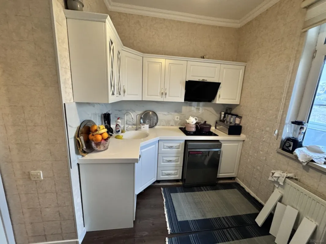 Satılır 3 otaqlı mənzil 83 m²