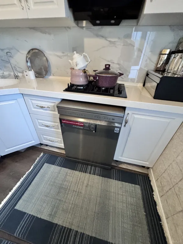 Satılır 3 otaqlı mənzil 83 m²