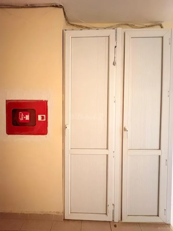 Satılır 2 otaqlı mənzil 102 m²