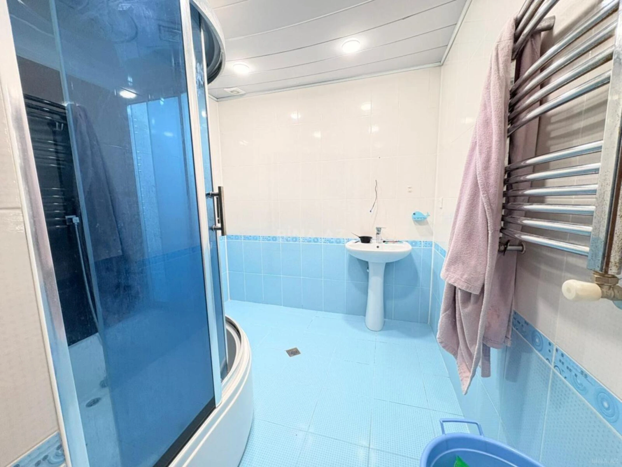 Satılır 2 otaqlı mənzil 102 m²