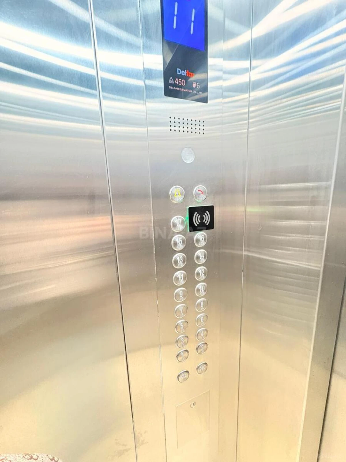 Satılır 2 otaqlı mənzil 102 m²