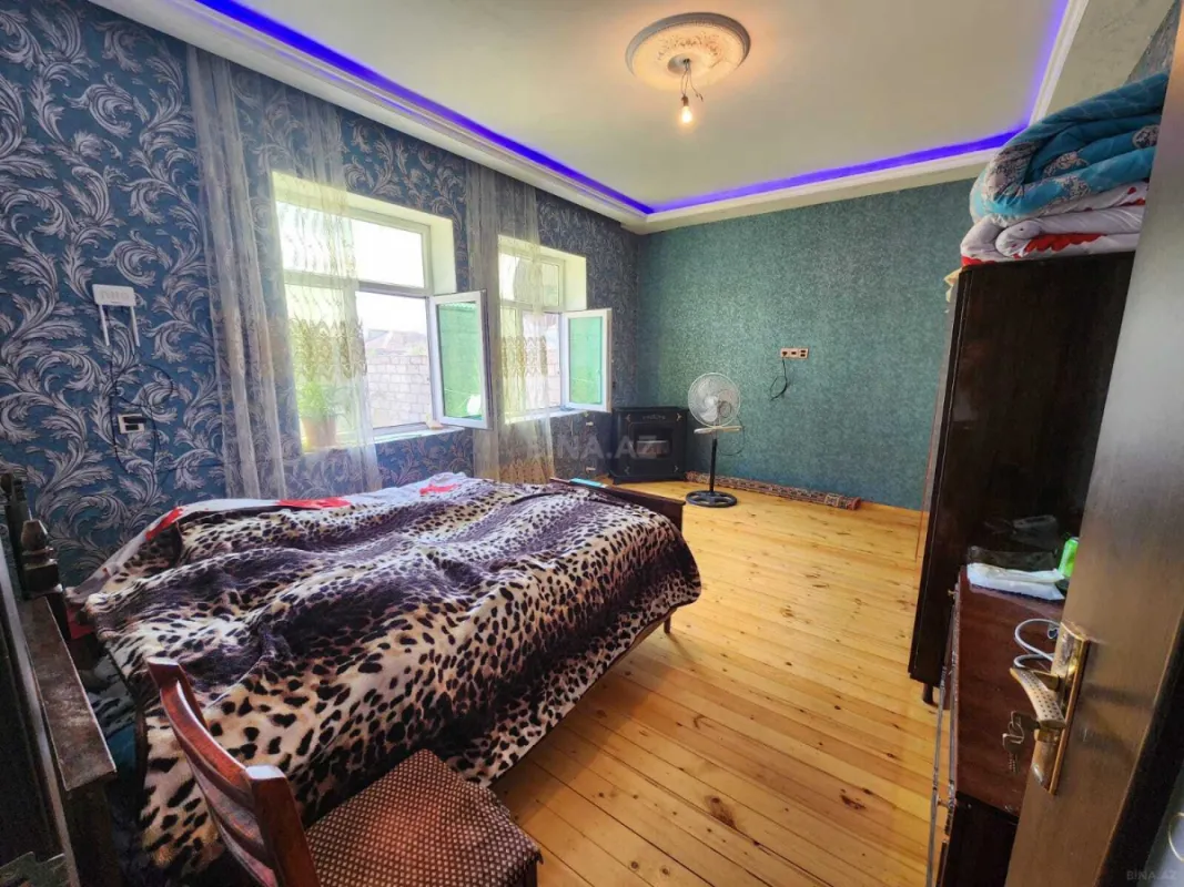 Satılır 4 otaqlı həyət evi 170 m²