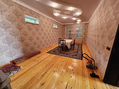 Satılır 4 otaqlı həyət evi 170 m²