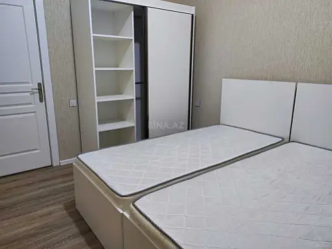 Satılır 4 otaqlı mənzil 110 m²