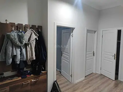 Satılır 4 otaqlı mənzil 110 m²