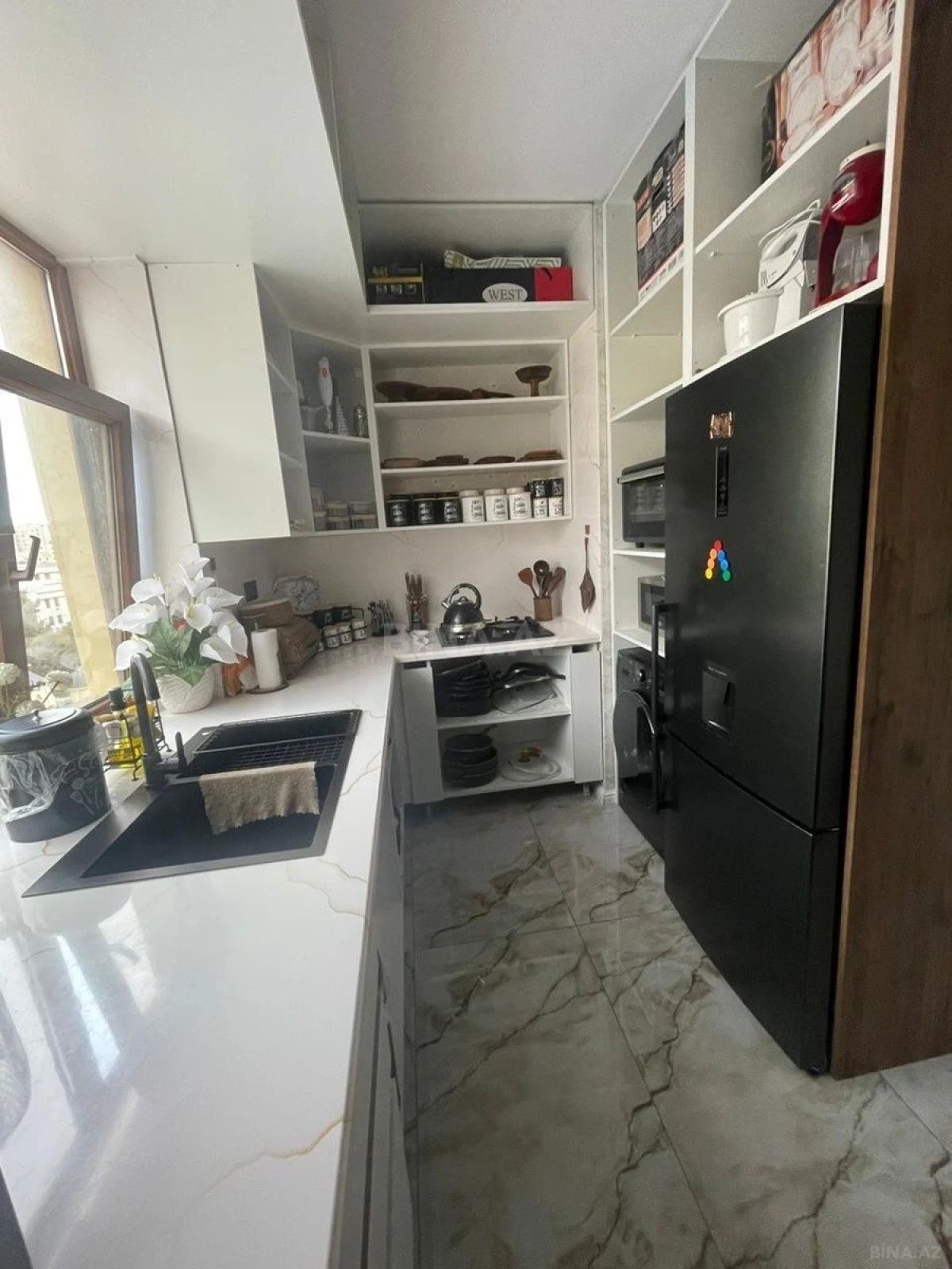 Satılır 3 otaqlı mənzil 71 m²