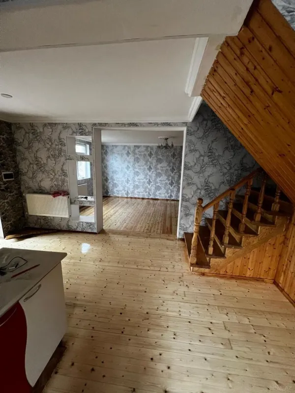 Satılır 5 otaqlı həyət evi 120 m²
