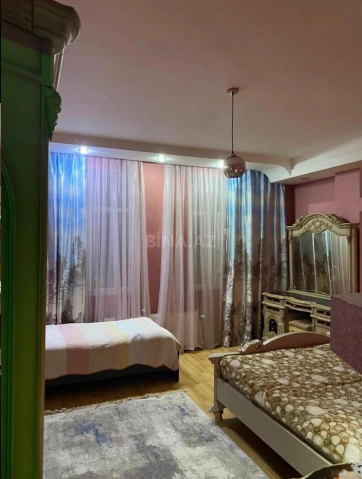 Kirayə verilir 2 otaqlı mənzil 80 m²