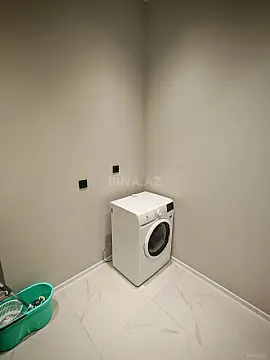 Kirayə verilir 2 otaqlı mənzil 120 m²