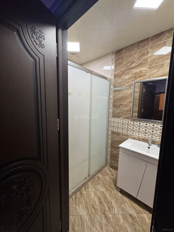 Kirayə verilir 2 otaqlı mənzil 82 m²