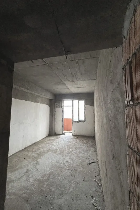 Satılır 2 otaqlı mənzil 78.2 m²