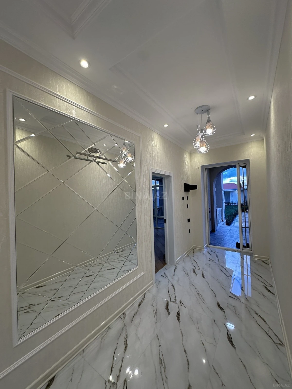 Satılır 4 otaqlı həyət evi 145 m²