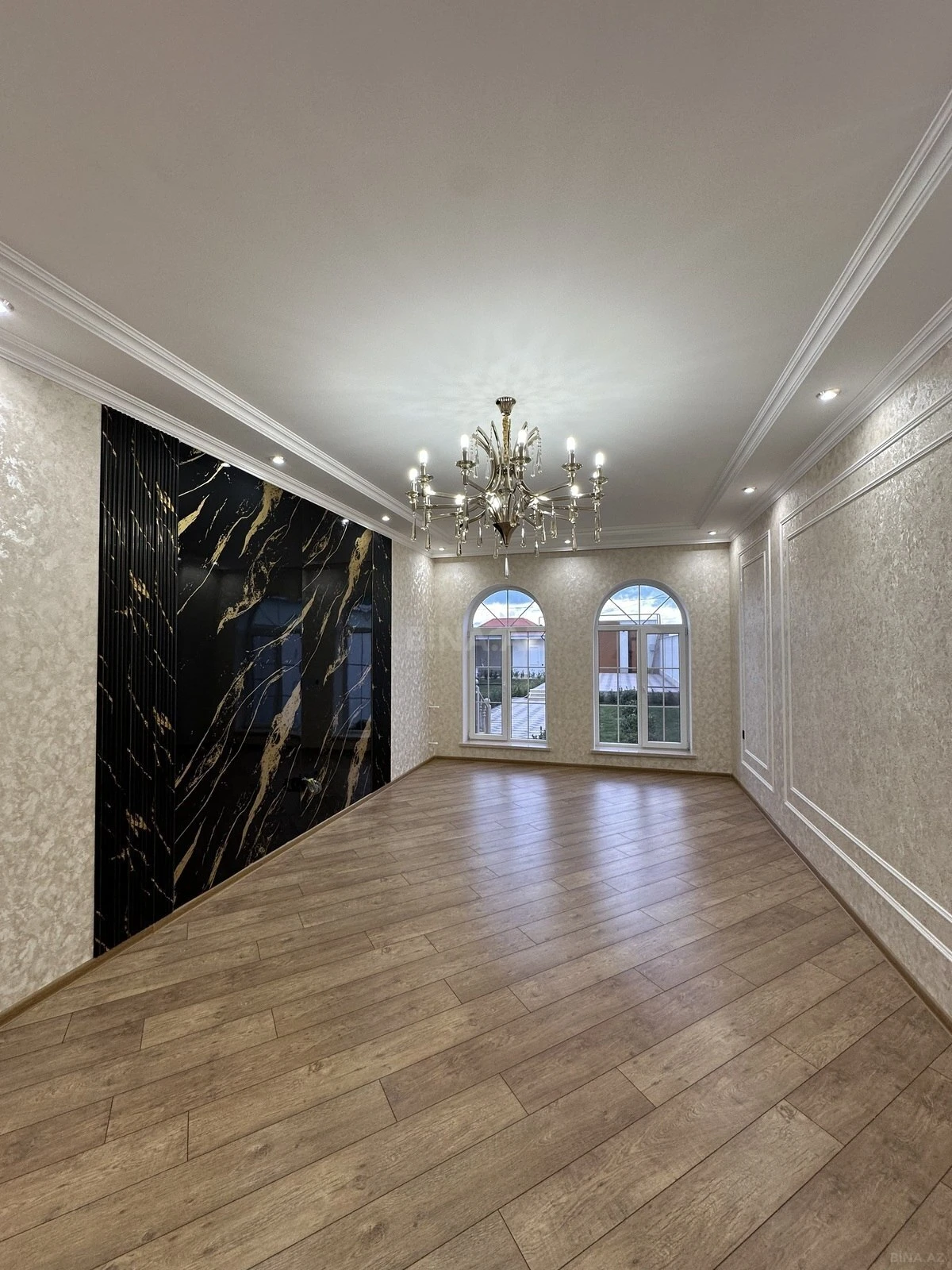 Satılır 4 otaqlı həyət evi 145 m²