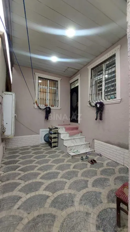 Satılır 2 otaqlı həyət evi 70 m²