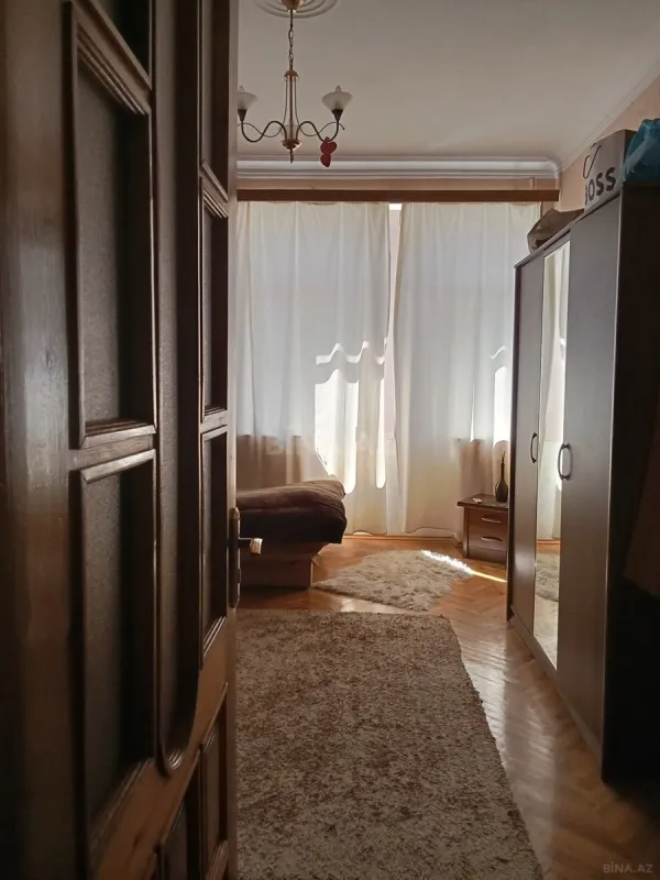 Kirayə verilir 2 otaqlı mənzil 67 m²