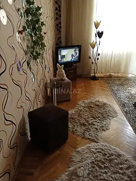 Kirayə verilir 2 otaqlı mənzil 67 m²