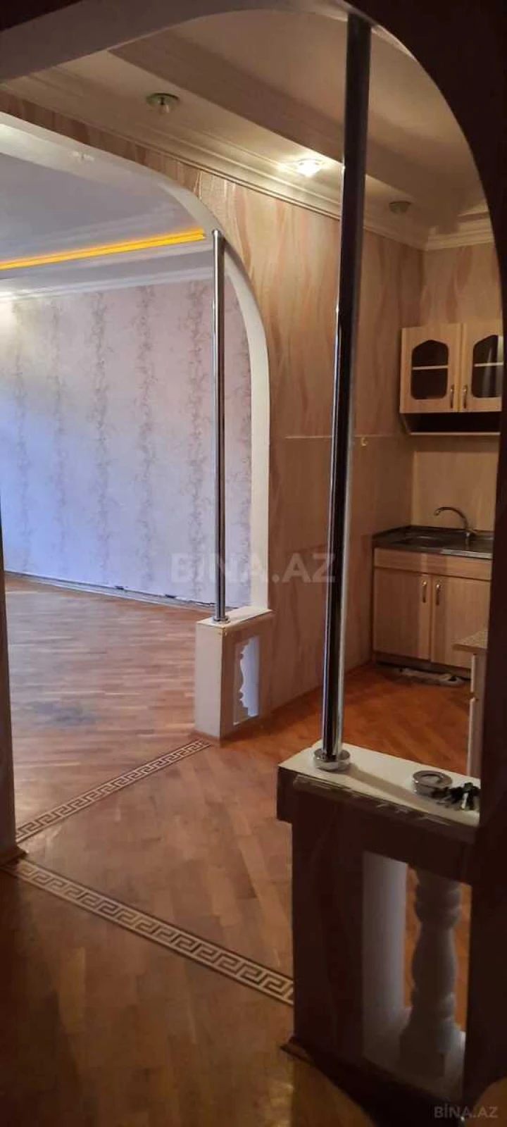 Kirayə verilir 2 otaqlı mənzil 60 m²