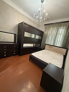 Kirayə verilir 2 otaqlı mənzil 74 m²