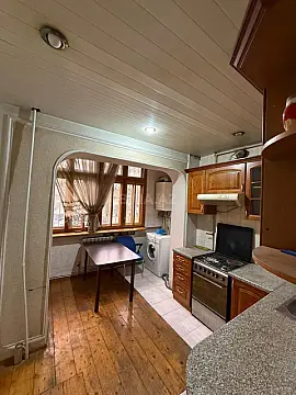 Kirayə verilir 2 otaqlı mənzil 80 m²