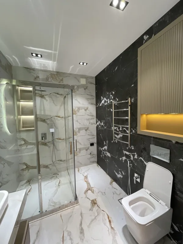 Satılır 2 otaqlı mənzil 68 m²