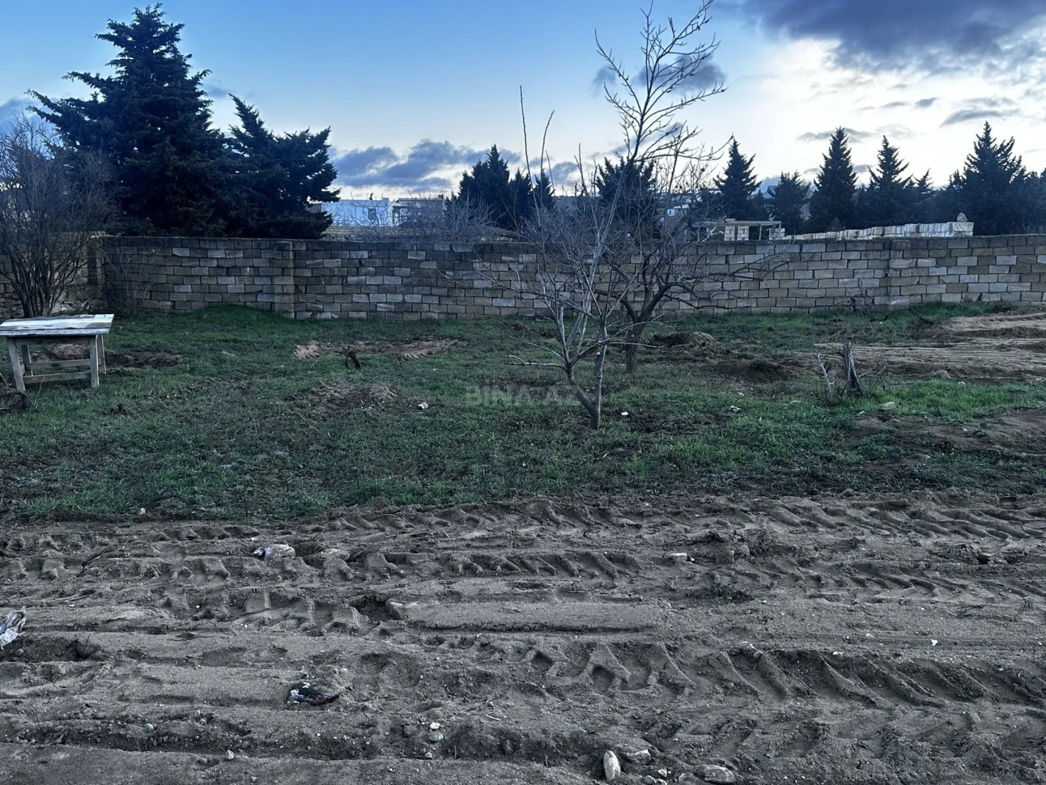 Satılır torpaq sahəsi 4 m²