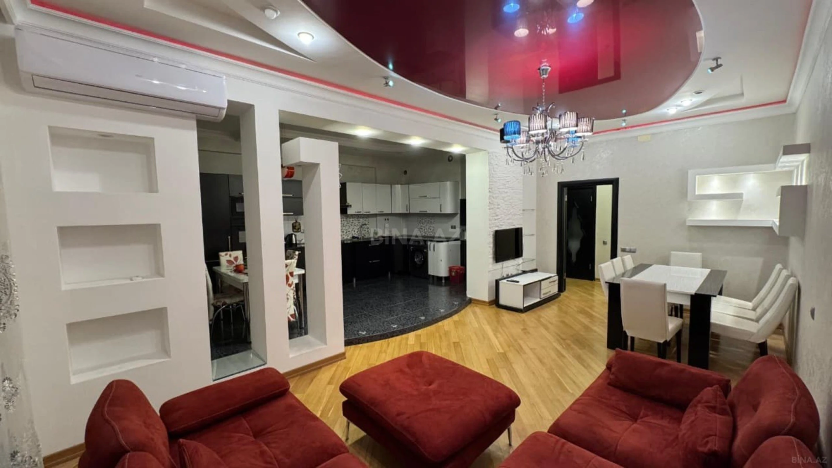 Kirayə verilir 3 otaqlı mənzil 116 m²