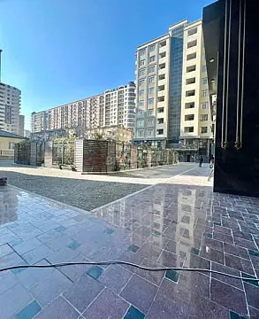 Satılır 3 otaqlı mənzil 120 m²